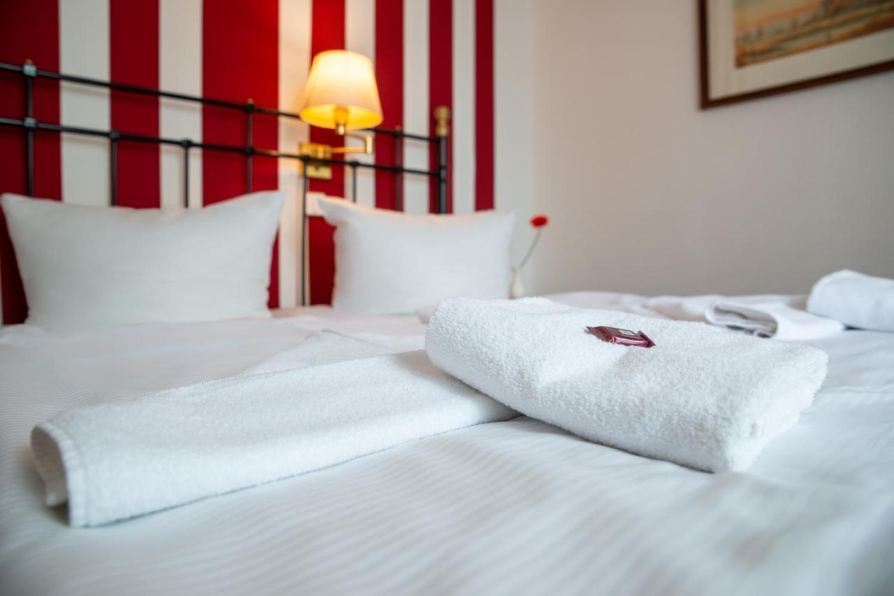 הרינגסדורף Meeressterne Hotel Weisses Schloss מראה חיצוני תמונה