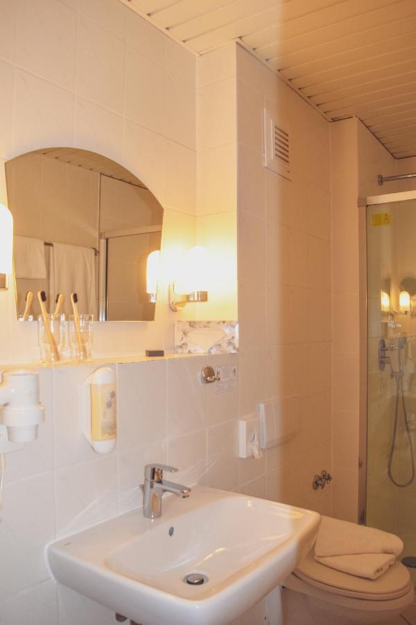 הרינגסדורף Meeressterne Hotel Weisses Schloss מראה חיצוני תמונה