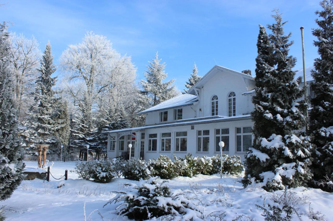 הרינגסדורף Meeressterne Hotel Weisses Schloss מראה חיצוני תמונה